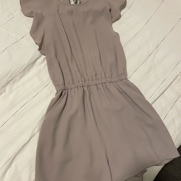 Aritzia Wilfred Fleurette Romper - Picture 4 of 9